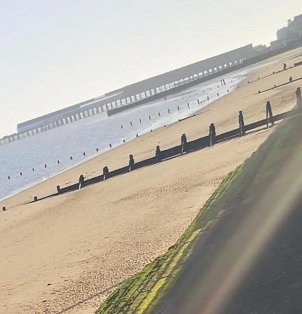 Lovely 2-Bed Caravan In Walton On The Naze المظهر الخارجي الصورة