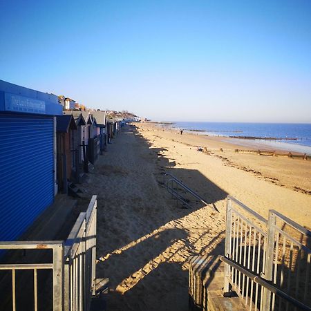 Lovely 2-Bed Caravan In Walton On The Naze المظهر الخارجي الصورة