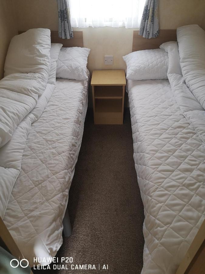 Lovely 2-Bed Caravan In Walton On The Naze المظهر الخارجي الصورة