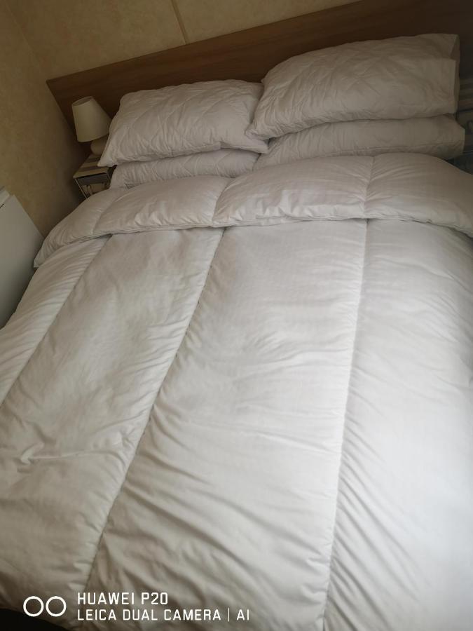 Lovely 2-Bed Caravan In Walton On The Naze المظهر الخارجي الصورة
